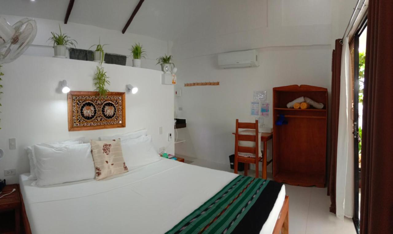 Corong Beach Resort El Nido Bagian luar foto