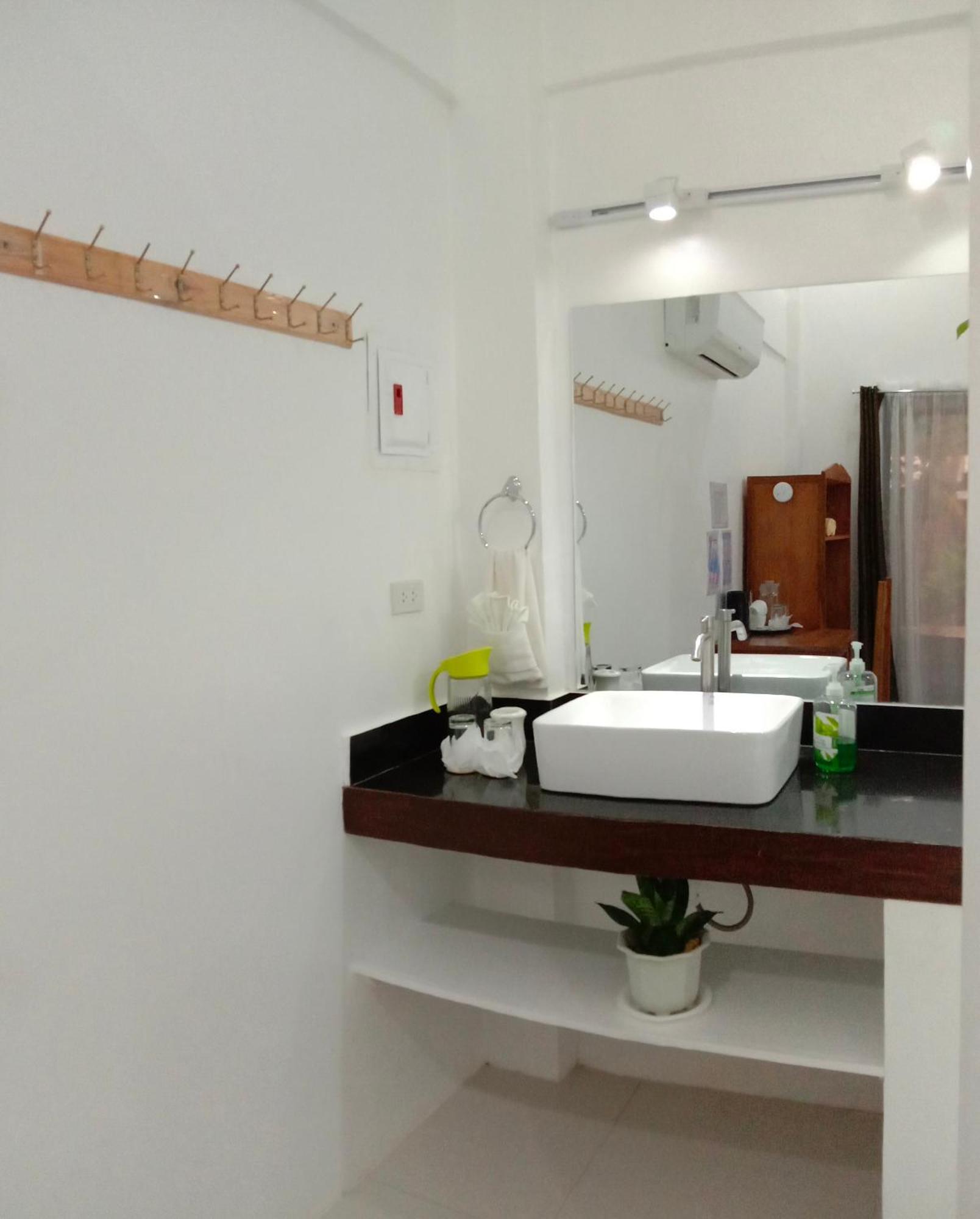 Corong Beach Resort El Nido Bagian luar foto